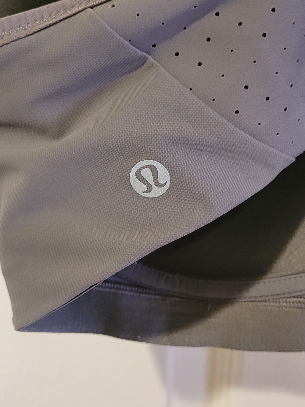 lululemon athletica Gray Molded-Cup Wireless Sports Bra - Picture 5 of 5